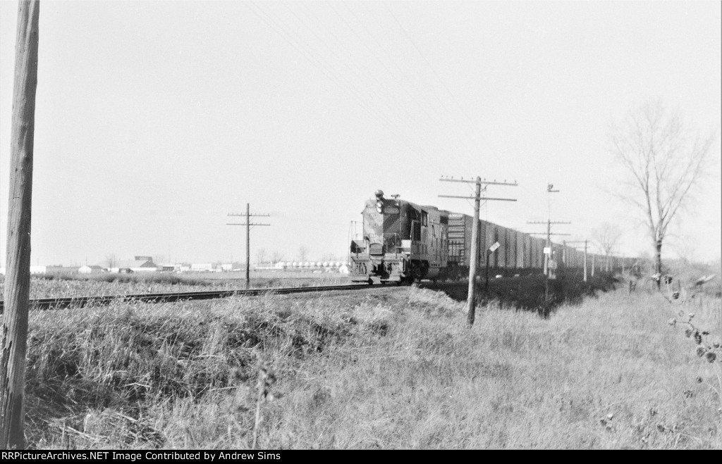 CNW 1567 Southbound